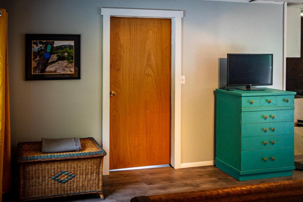 Вилла Hikers Haven, A Cozy Cabin Loft Above Bashakill Wildlife Refuge Wurtsboro Экстерьер фото